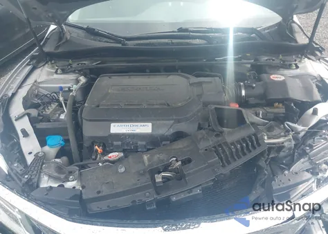 2017 Honda Accord Touring V6 из США, поврежденный, VIN 1HGCR3F98HA033961